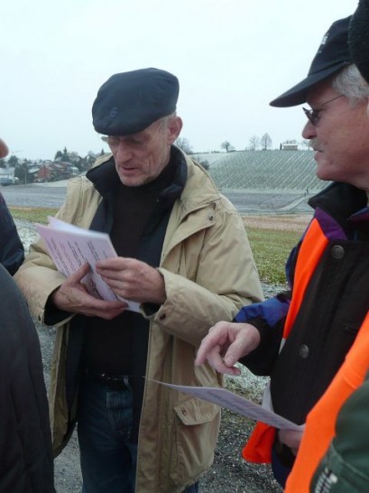 Mitorganisator Felix mit kritischem Beobachter Walti