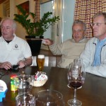 Skip Bruno Grossmann mit zwei Lernbegierigen