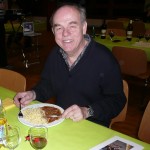 Unser vielseitiger Aktuar beim Auftanken